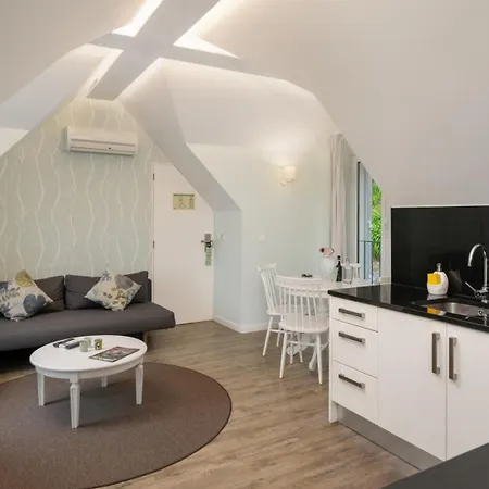 Ourmadeira - Babosas Village, Gardenias And Greenspaces 3* פונשל